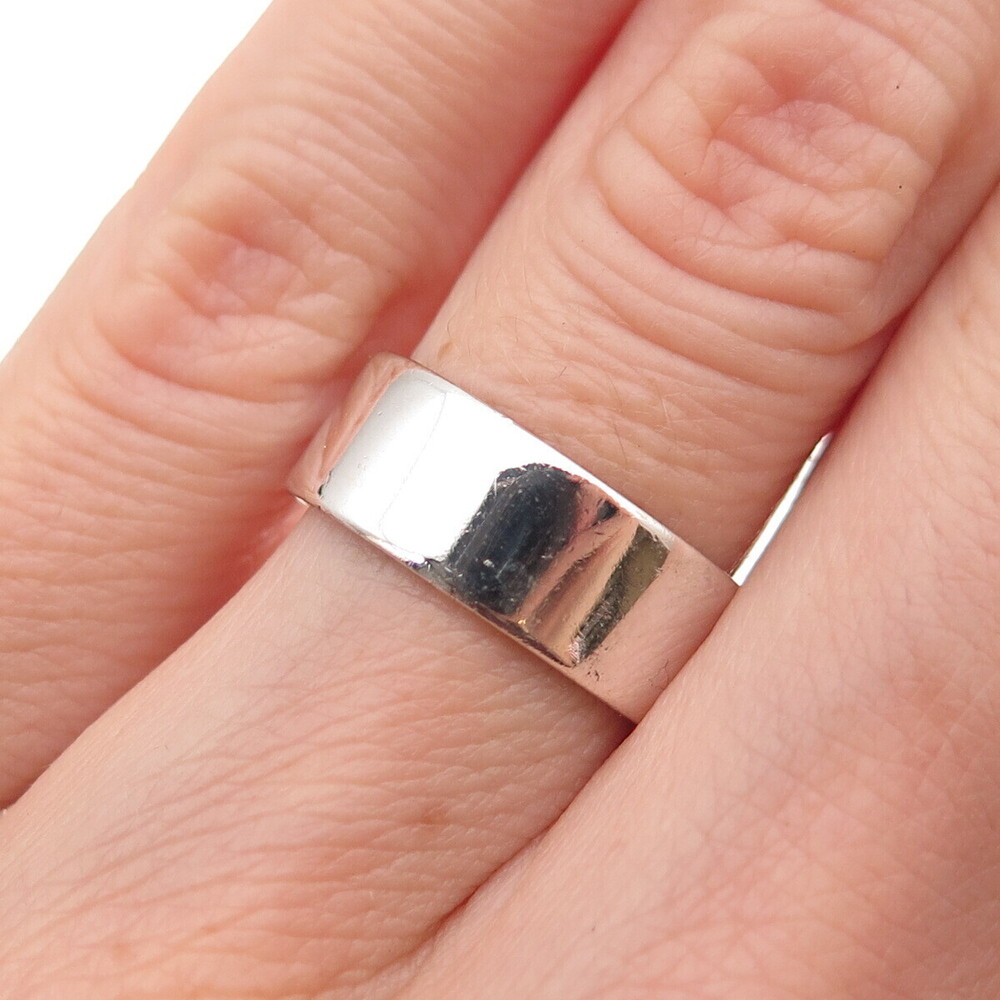 925 Sterling Silver Vintage Oxidized Band Ring Size 5.25